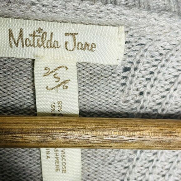 Matilda Jane size S tan open front crocheted sides cardigan oversized NWOT - Picture 5 of 8